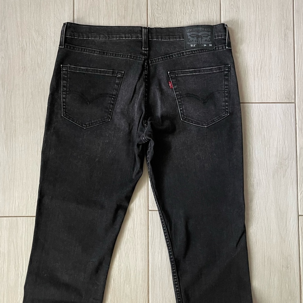 Men’s 511 Slim Fit Jeans in Frog Eye - Black - Picture 6 of 8